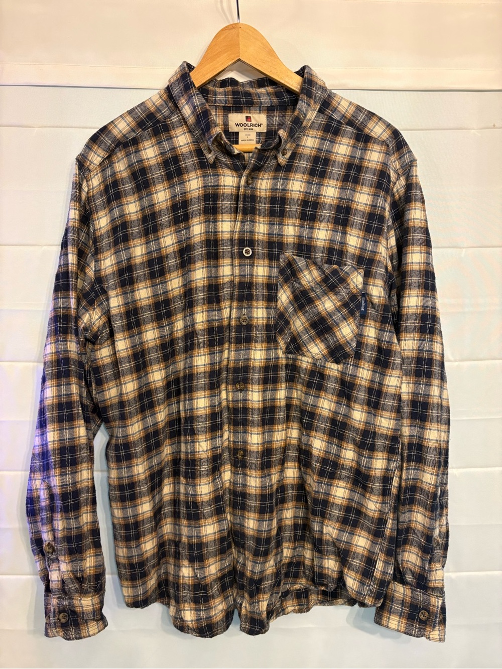 Woolrich Men's Navy, Cream & Tan Plaid Button-Down Shirt